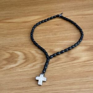 UNO de 50 Black Beaded Necklace Silver-plated Cross Pendant 18” + 3” ext/Cross